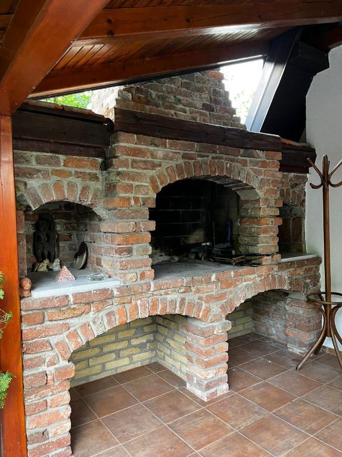 Holiday Home Amila Visoko Bagian luar foto