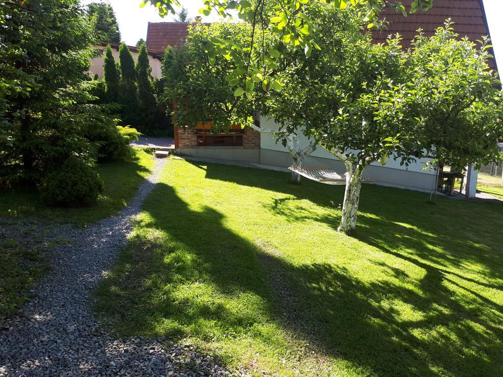 Holiday Home Amila Visoko Bagian luar foto